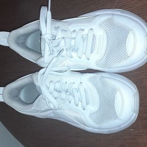 Puma Size 5.5 Women's